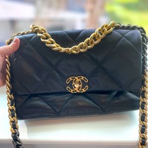 Authentic black LARGE Chanel 19 bag. Perfect condition